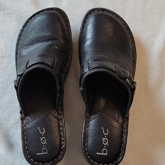 b.o.c. Shoes - B.o.c clogs Womens sz 8